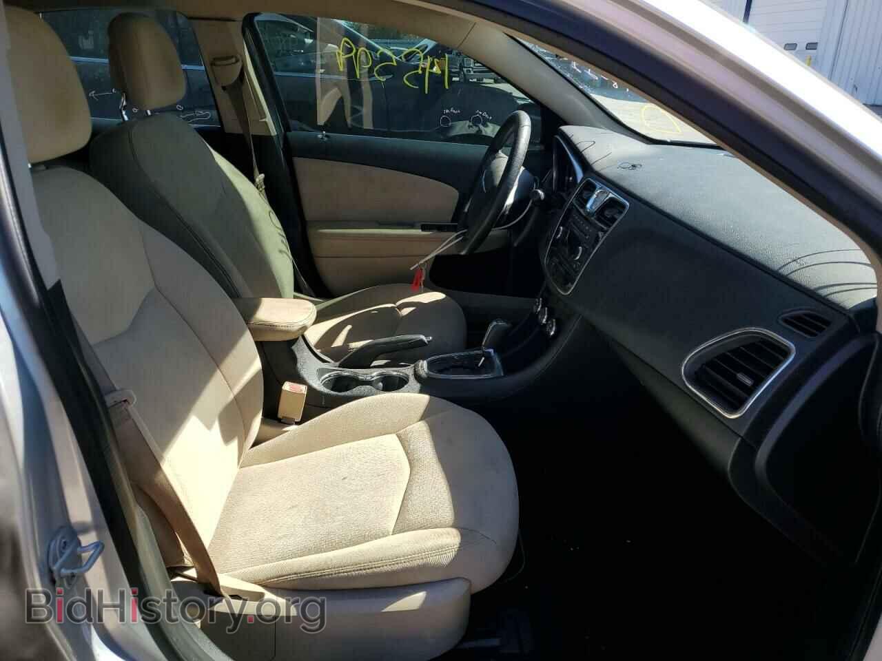 2012 CHRYSLER 200 - VIN: 1C3CCBAB1CN271144 - Фото 5