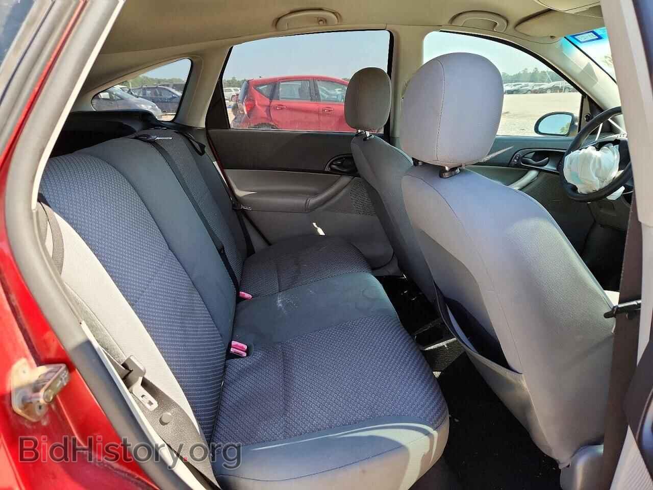 2005 FORD FOCUS - VIN: 3FAFP37N35R117450 - Photo 10