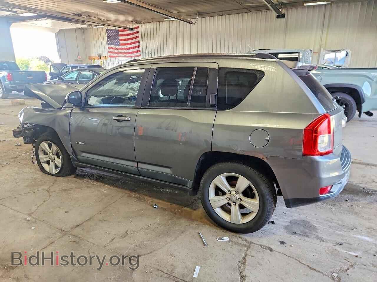 2011 JEEP COMPASS - VIN: 1J4NF1FB7BD193997 - Photo 2