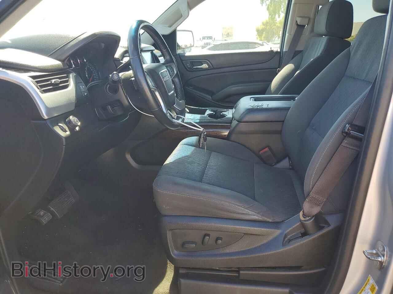 2017 GMC YUKON - VIN: 1GKS1AKC6HR335603 - Photo 7