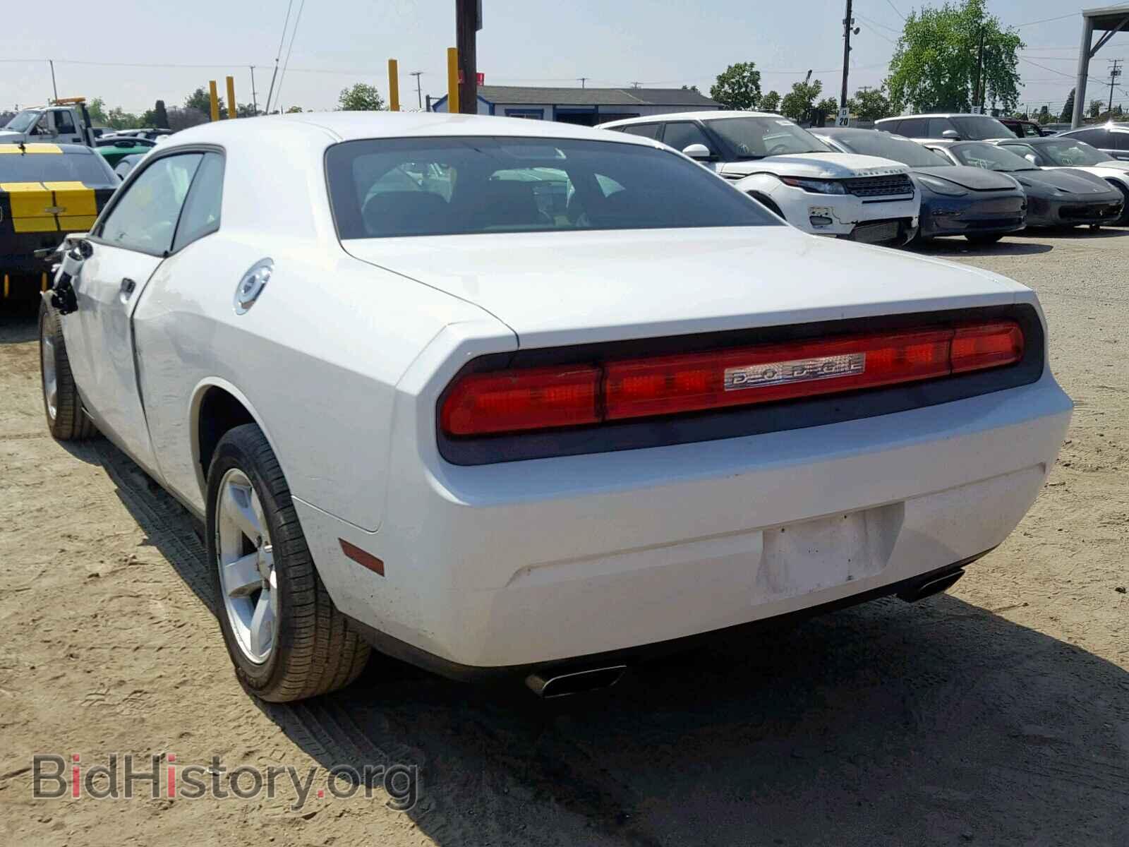 2014 DODGE CHALLENGER - VIN: 2C3CDYAG6EH256243 - Фото 3