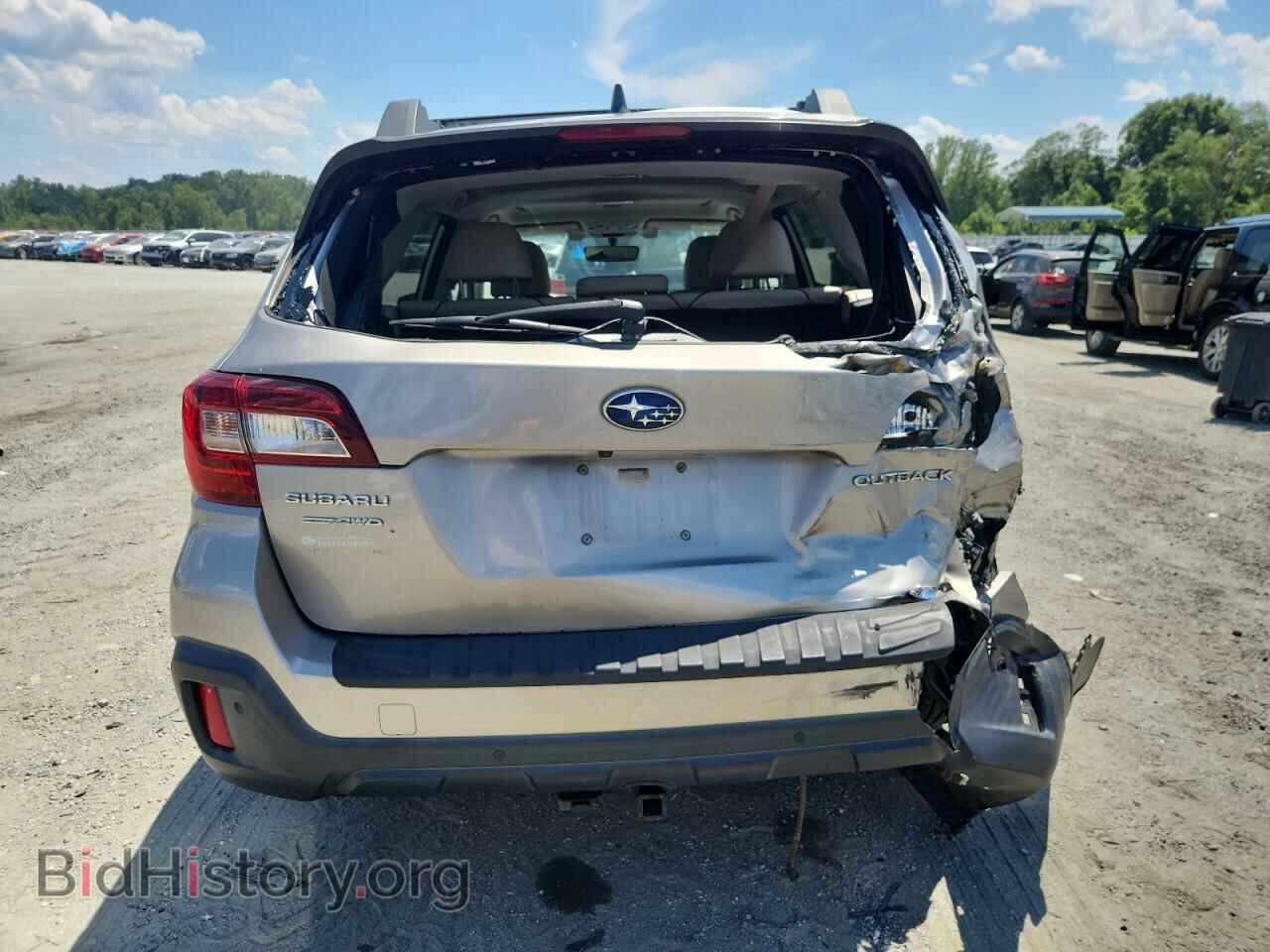 2018 SUBARU OUTBACK - VIN: 4S4BSANC5J3308403 - Фото 6