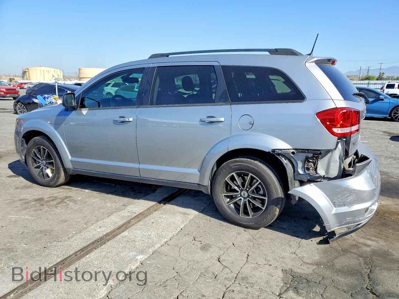 2018 DODGE JOURNEY - VIN: 3C4PDCBG0JT528365 - Фото 2