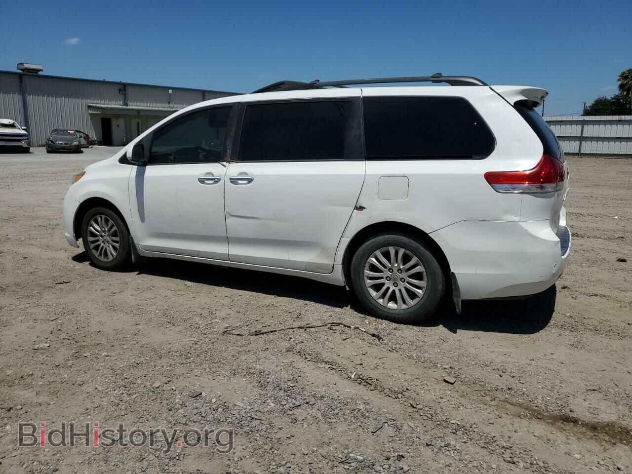 2012 TOYOTA All Models - VIN: 5TDYK3DC8CS250655 - Фото 2