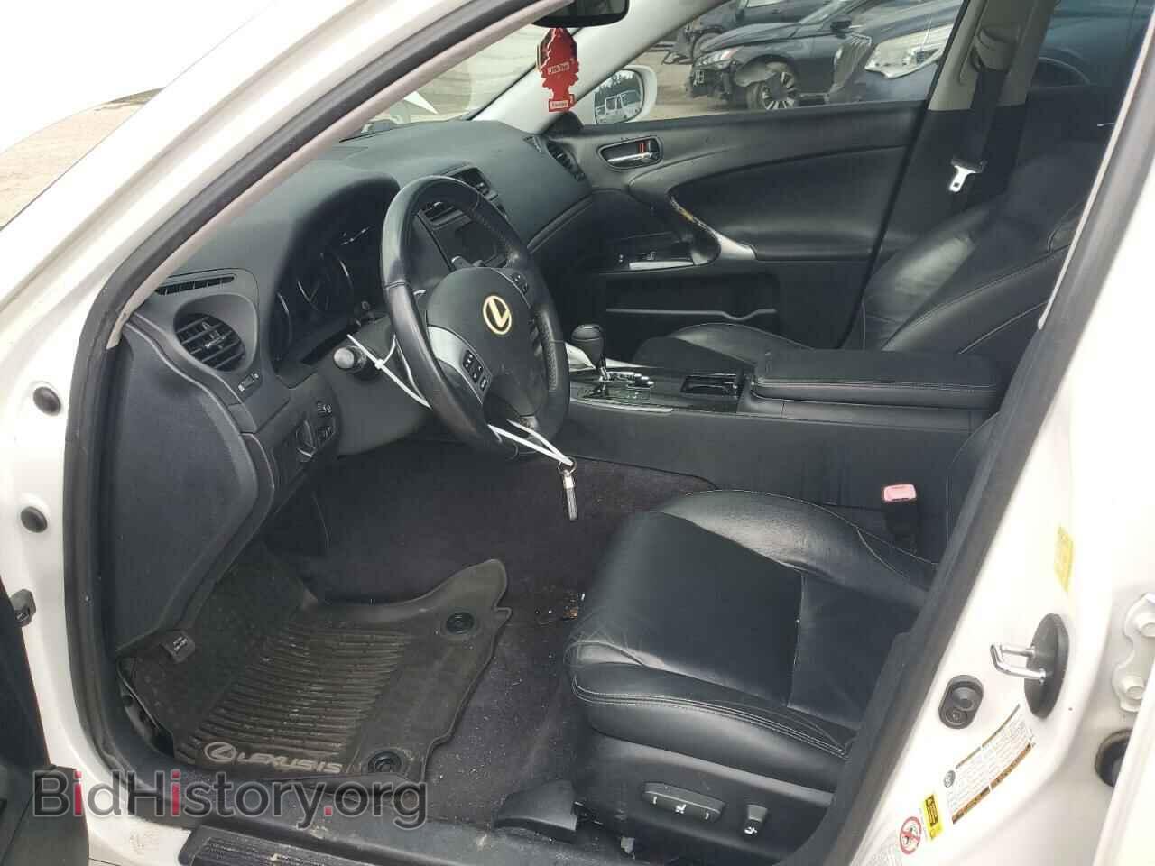 2011 LEXUS IS - VIN: JTHBF5C20B5136540 - Photo 7
