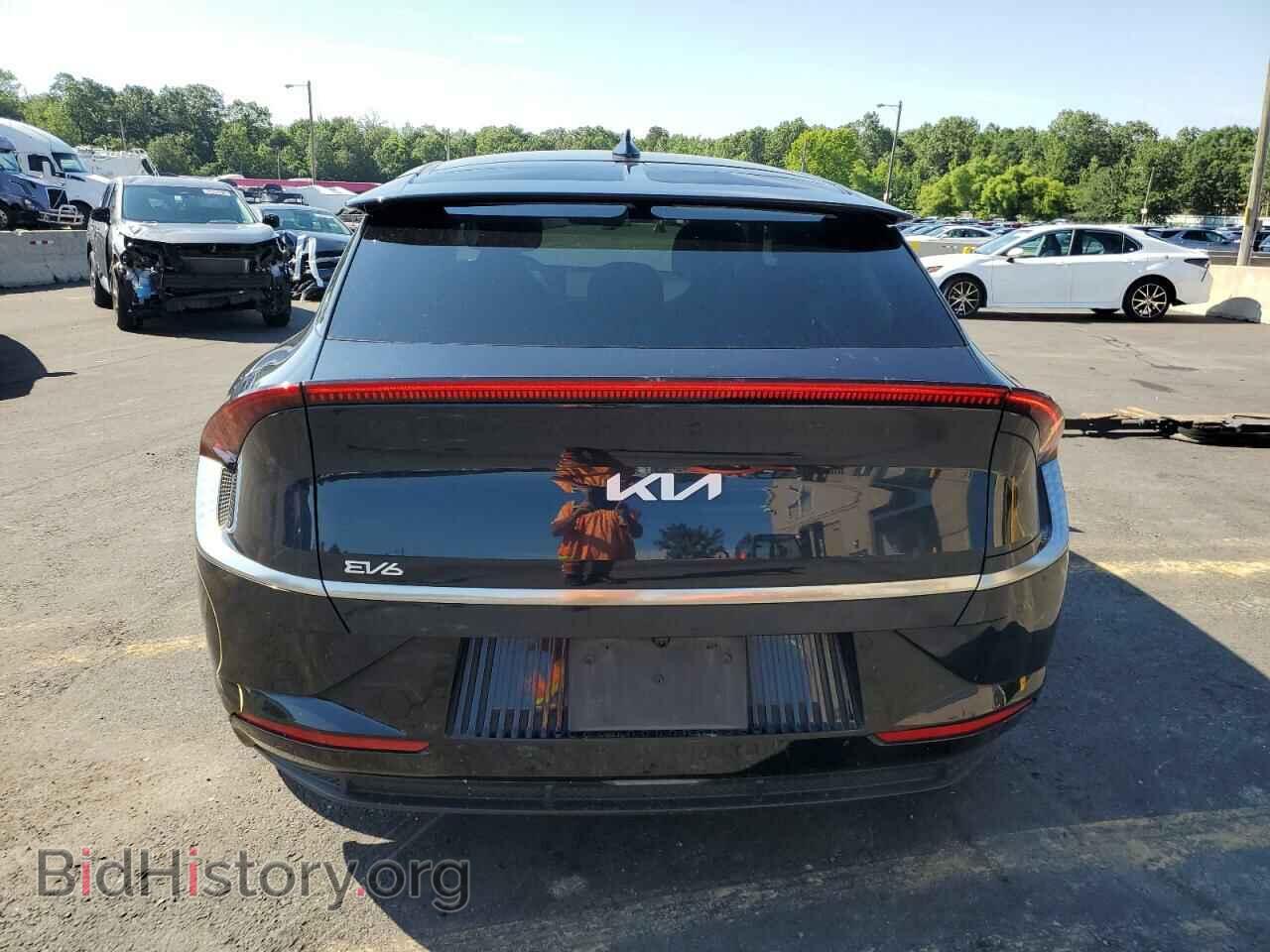 2023 KIA EV6 LIGHT - VIN: KNDC34LAXP5128002 - Фото 6