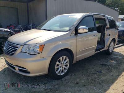 2015 Chrysler MINIVAN Town & COU, beige — VIN 2C4RC1GG4FR697193, Copart