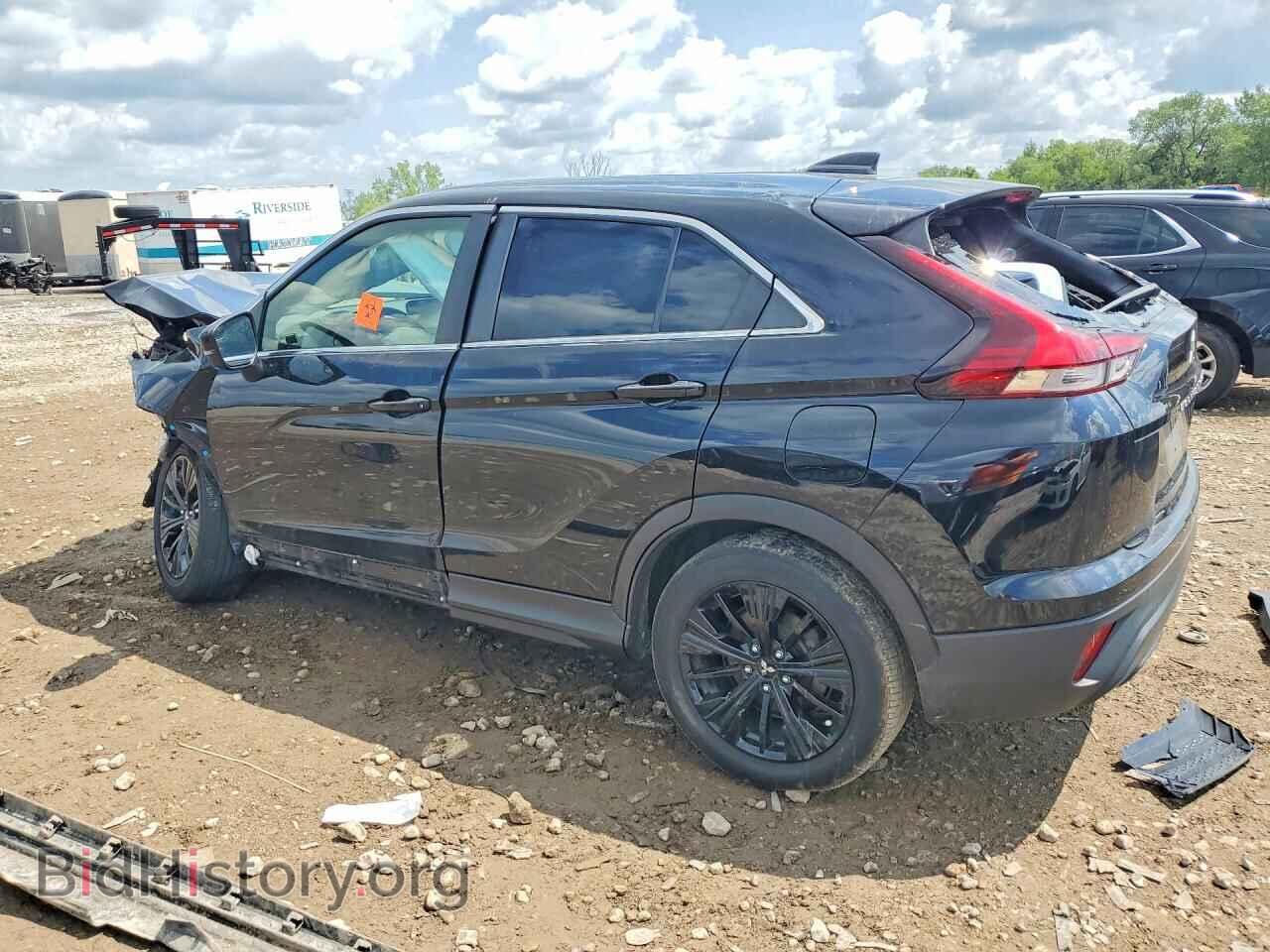 2022 MITSUBISHI ECLIPSE - VIN: JA4ATVAA7NZ002812 - Photo 2