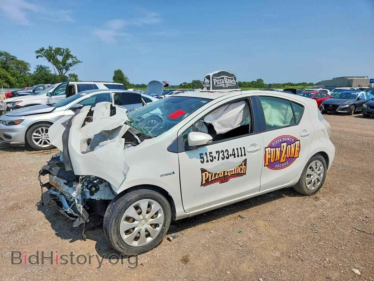 Фотография JTDKDTB35E1069578 - TOYOTA PRIUS 2014
