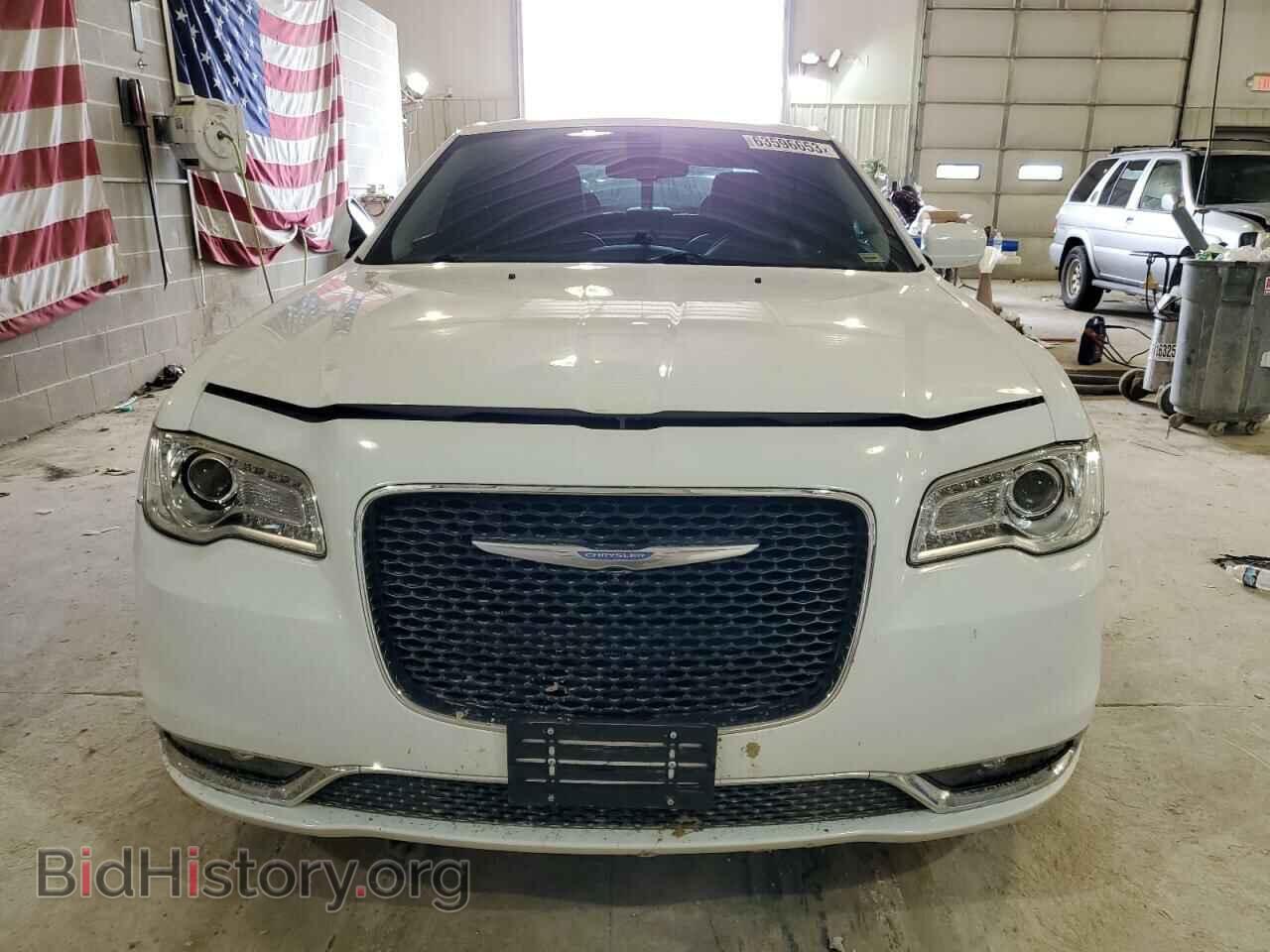 2017 CHRYSLER 300 - VIN: 2C3CCAAG6HH631983 - Фото 5