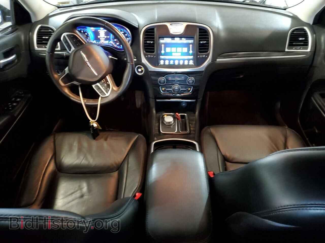 2017 CHRYSLER 300 - VIN: 2C3CCAAG6HH631983 - Фото 8