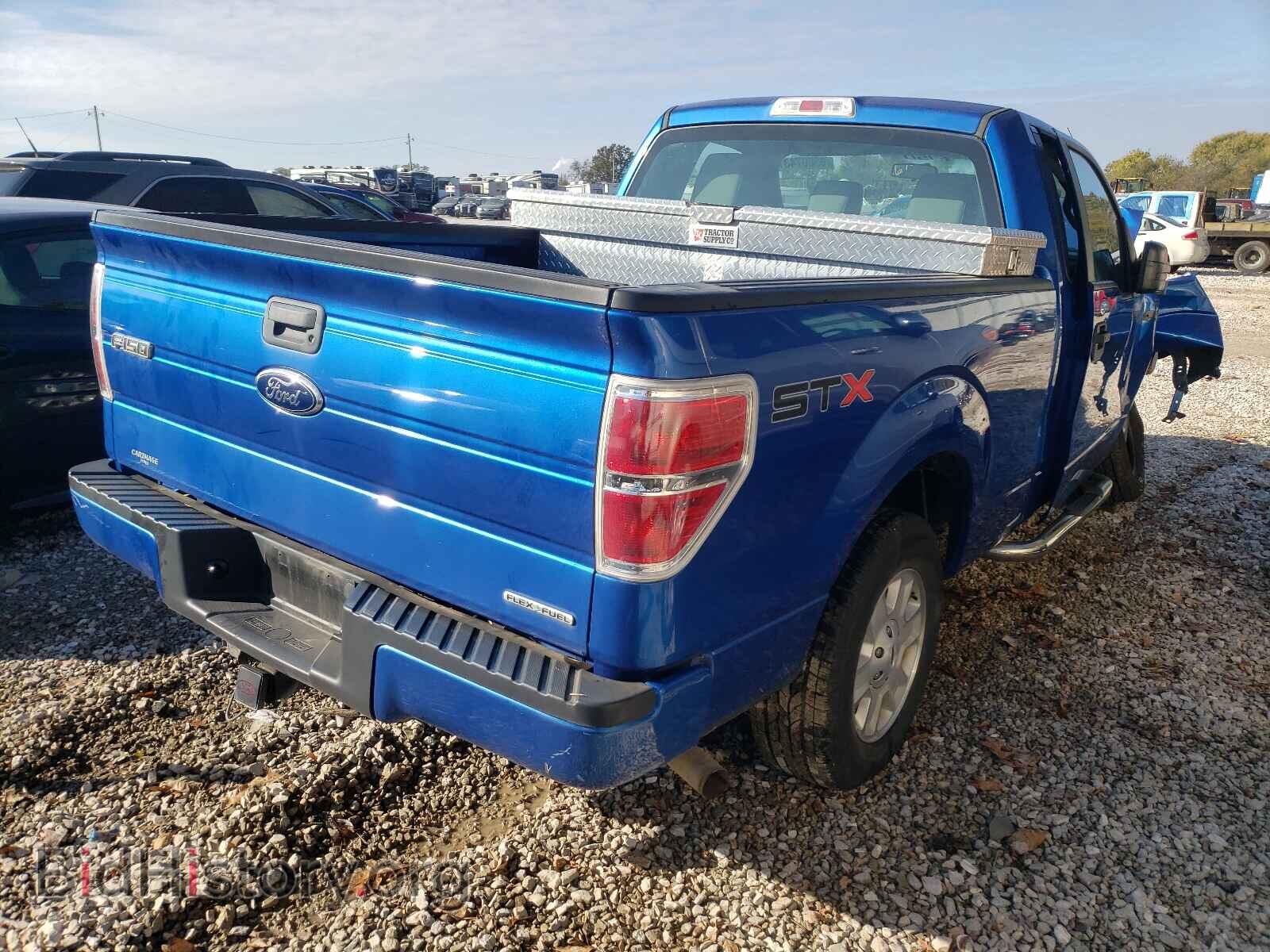2011 FORD F150 - VIN: 1FTMF1CM2BFC50098 - Фото 4