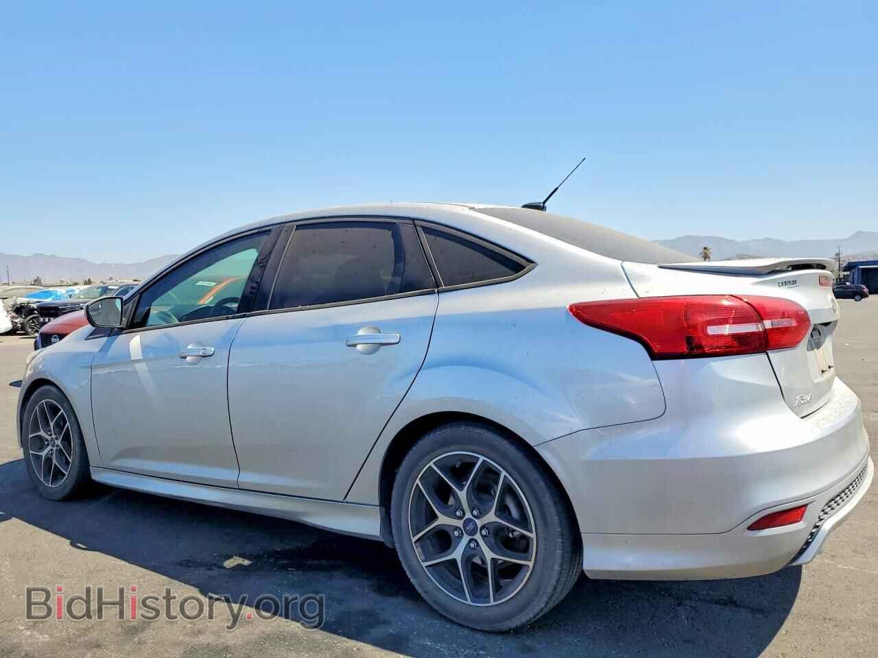 2016 FORD FOCUS - VIN: 1FADP3F27GL262927 - Photo 2