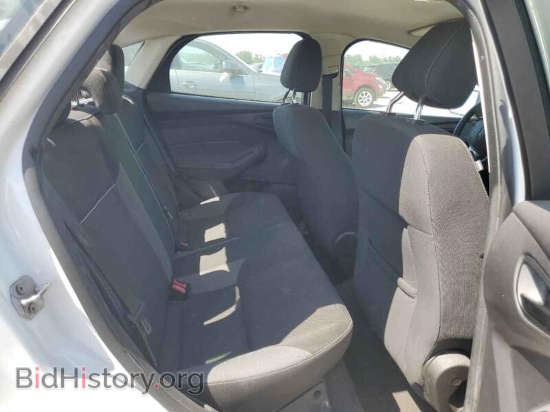 2012 Ford FOCUS (VIN 1FAHP3F29CL375046) — photo 10 of 15