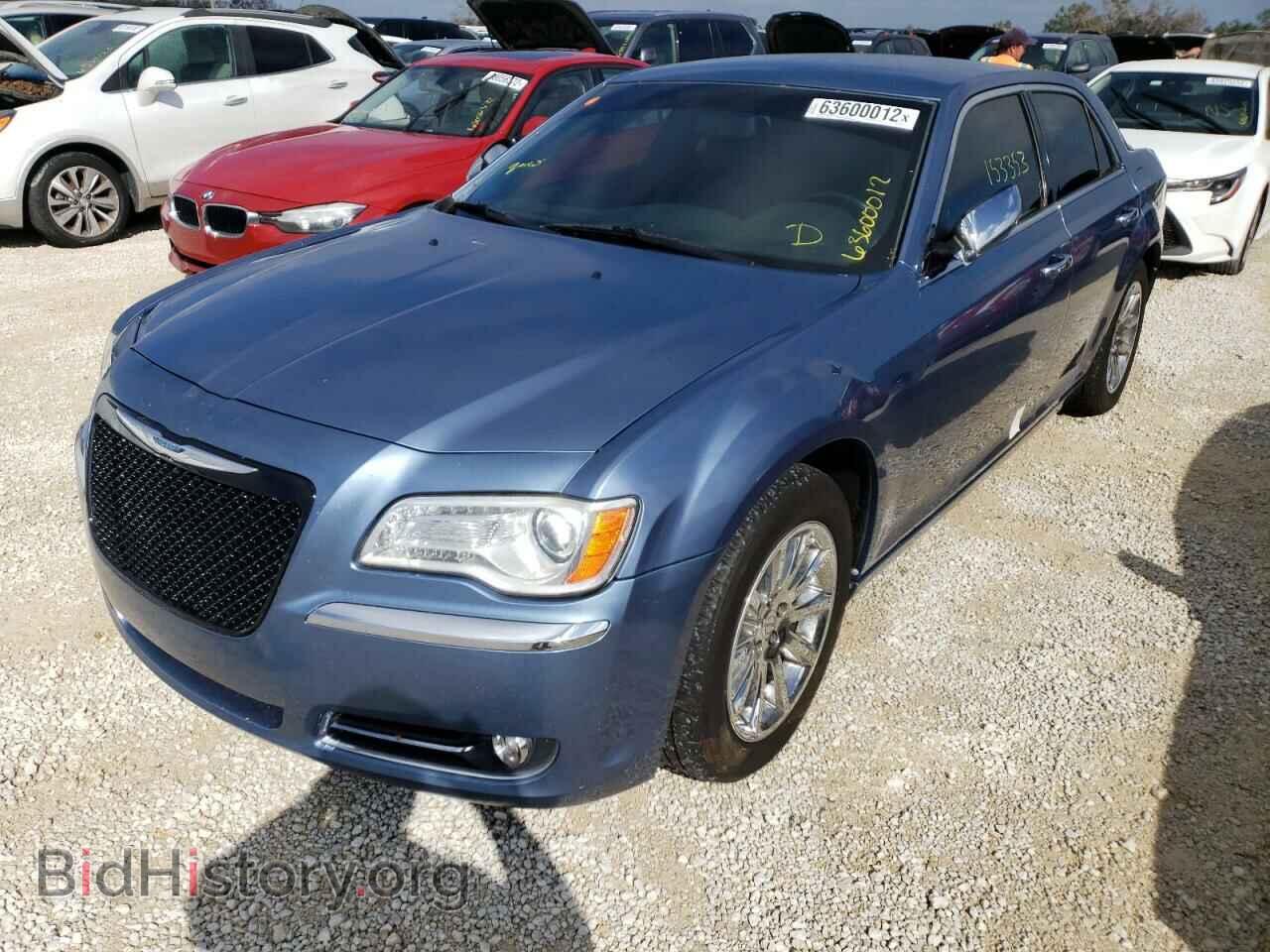 2011 CHRYSLER 300 - VIN: 2C3CA5CG6BH593124 - Фото 2