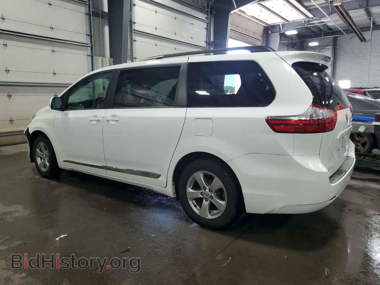 2017 TOYOTA All Models - VIN: 5TDKZ3DC2HS841394 - Фото 2