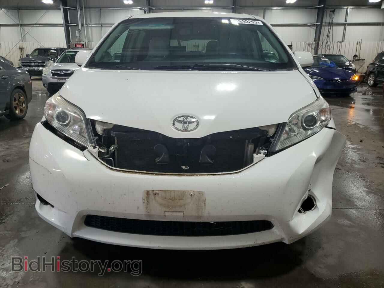 2017 TOYOTA All Models - VIN: 5TDKZ3DC2HS841394 - Фото 5