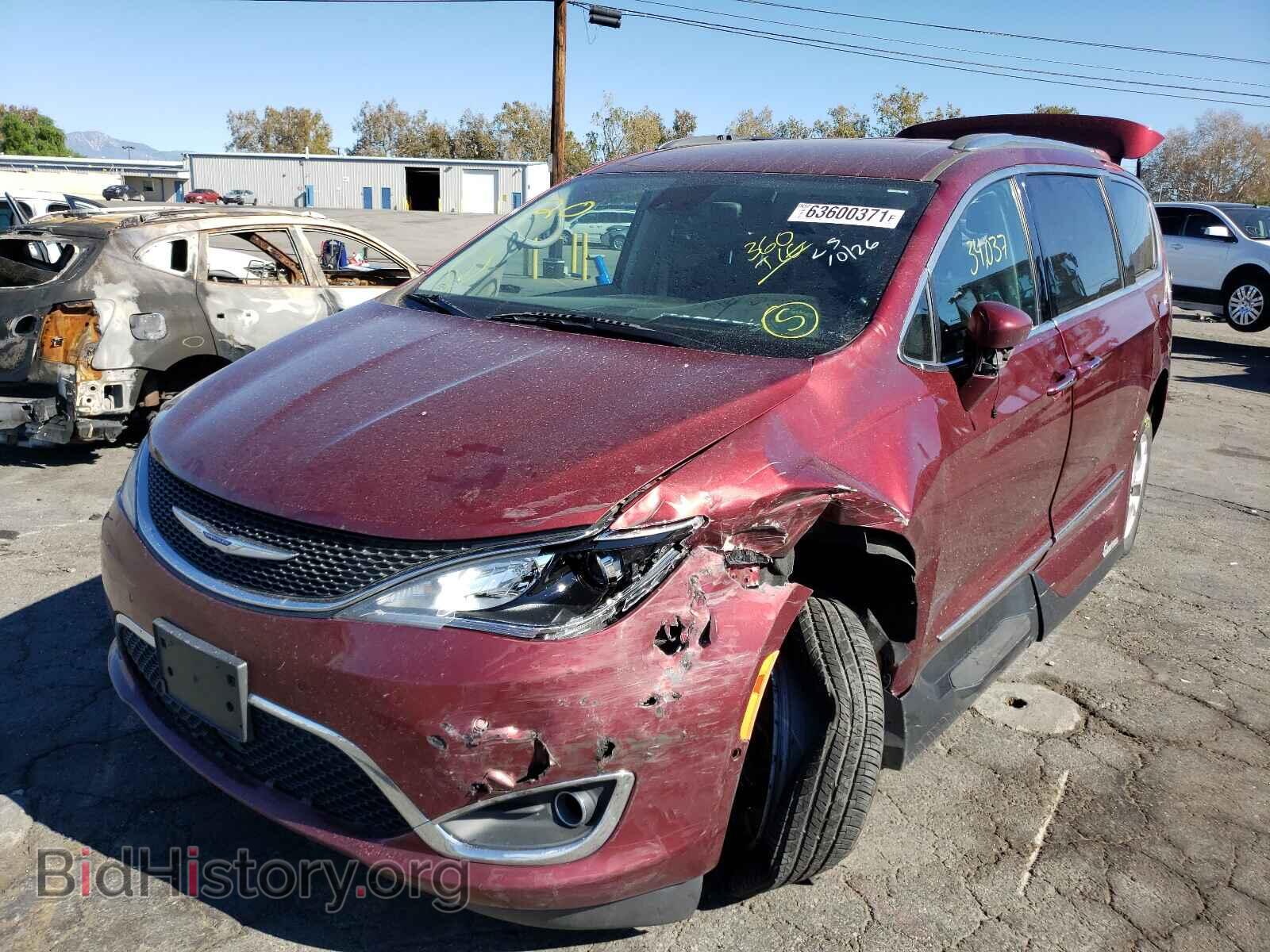 2018 CHRYSLER PACIFICA - VIN: 2C4RC1BG9JR340494 - Photo 2