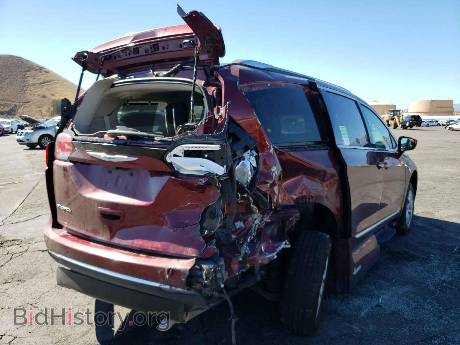 2018 CHRYSLER PACIFICA - VIN: 2C4RC1BG9JR340494 - Photo 4