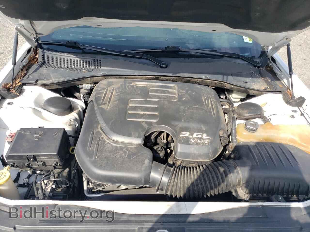 2014 CHRYSLER 300 - VIN: 2C3CCABG6EH376424 - Фото 11