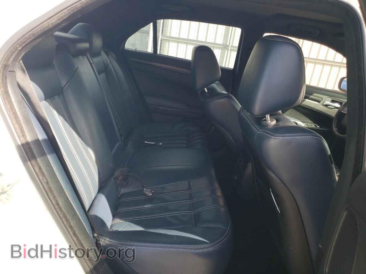 2014 CHRYSLER 300 - VIN: 2C3CCABG6EH376424 - Фото 10