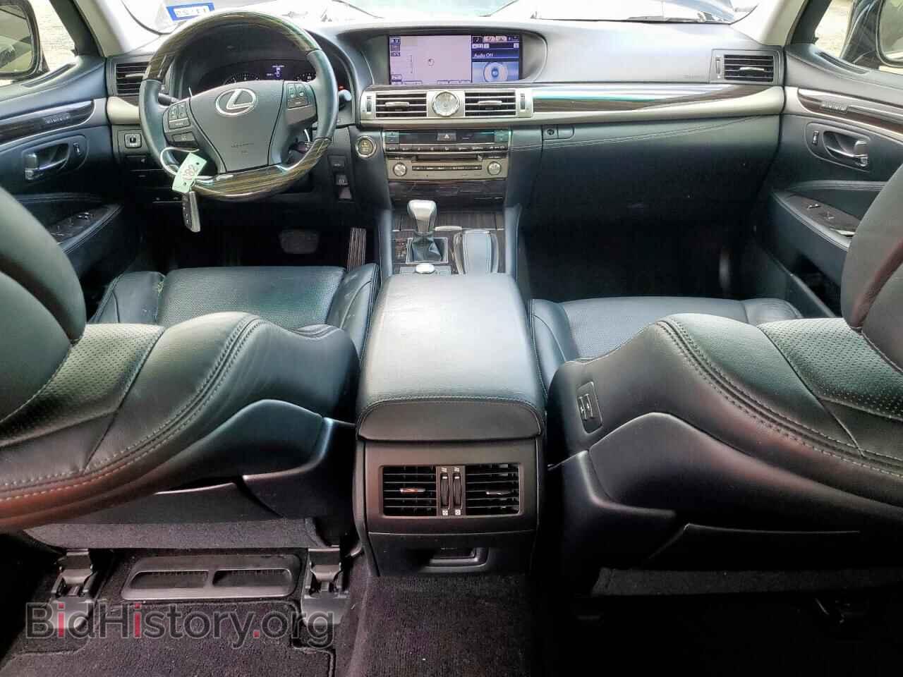 2013 LEXUS LS460 - VIN: JTHBL5EF3D5114947 - Photo 8