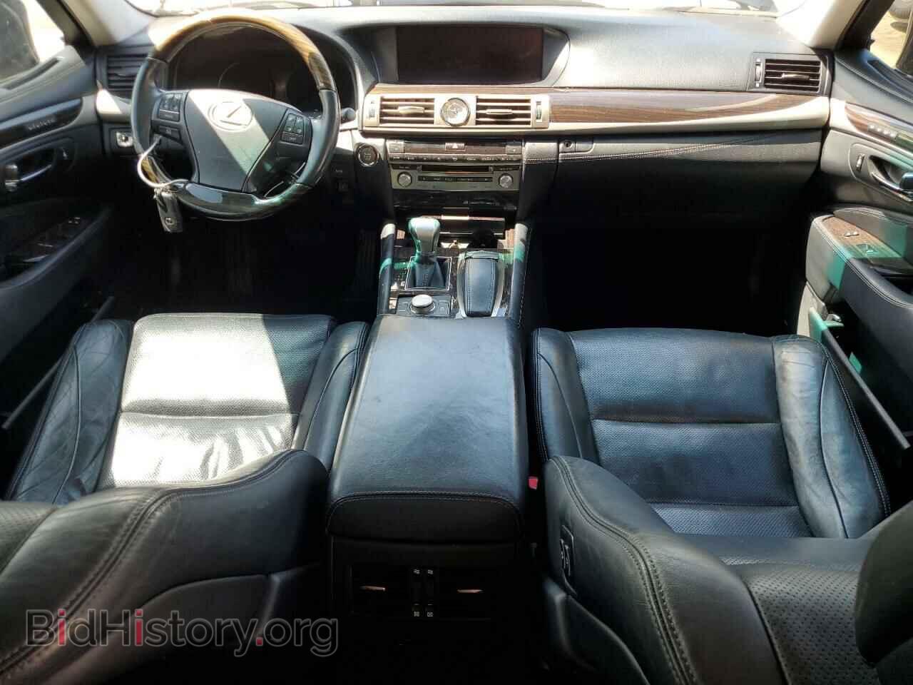 2013 LEXUS LS460 - VIN: JTHBL5EFXD5121944 - Photo 8