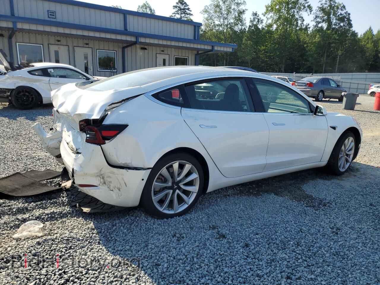 2018 TESLA MODEL 3 - VIN: 5YJ3E1EA0JF015820 - Photo 3