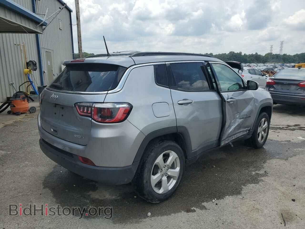 2018 JEEP COMPASS - VIN: 3C4NJDBB6JT413859 - Фото 3