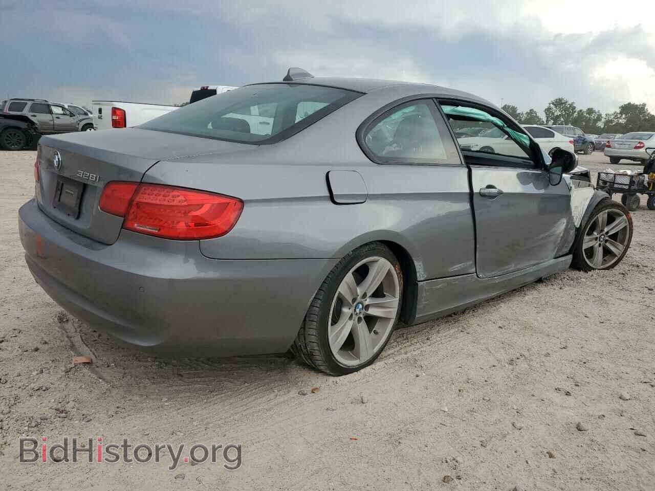 2011 BMW 3 SERIES - VIN: WBAKE5C53BE429702 - Фото 3