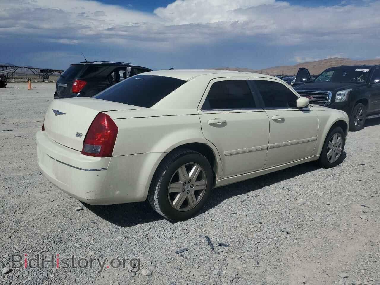 2005 CHRYSLER 300 - VIN: 2C3JK53G35H696767 - Фото 3