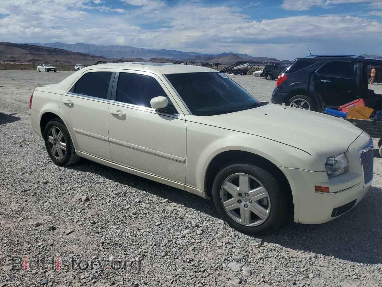 2005 CHRYSLER 300 - VIN: 2C3JK53G35H696767 - Фото 4