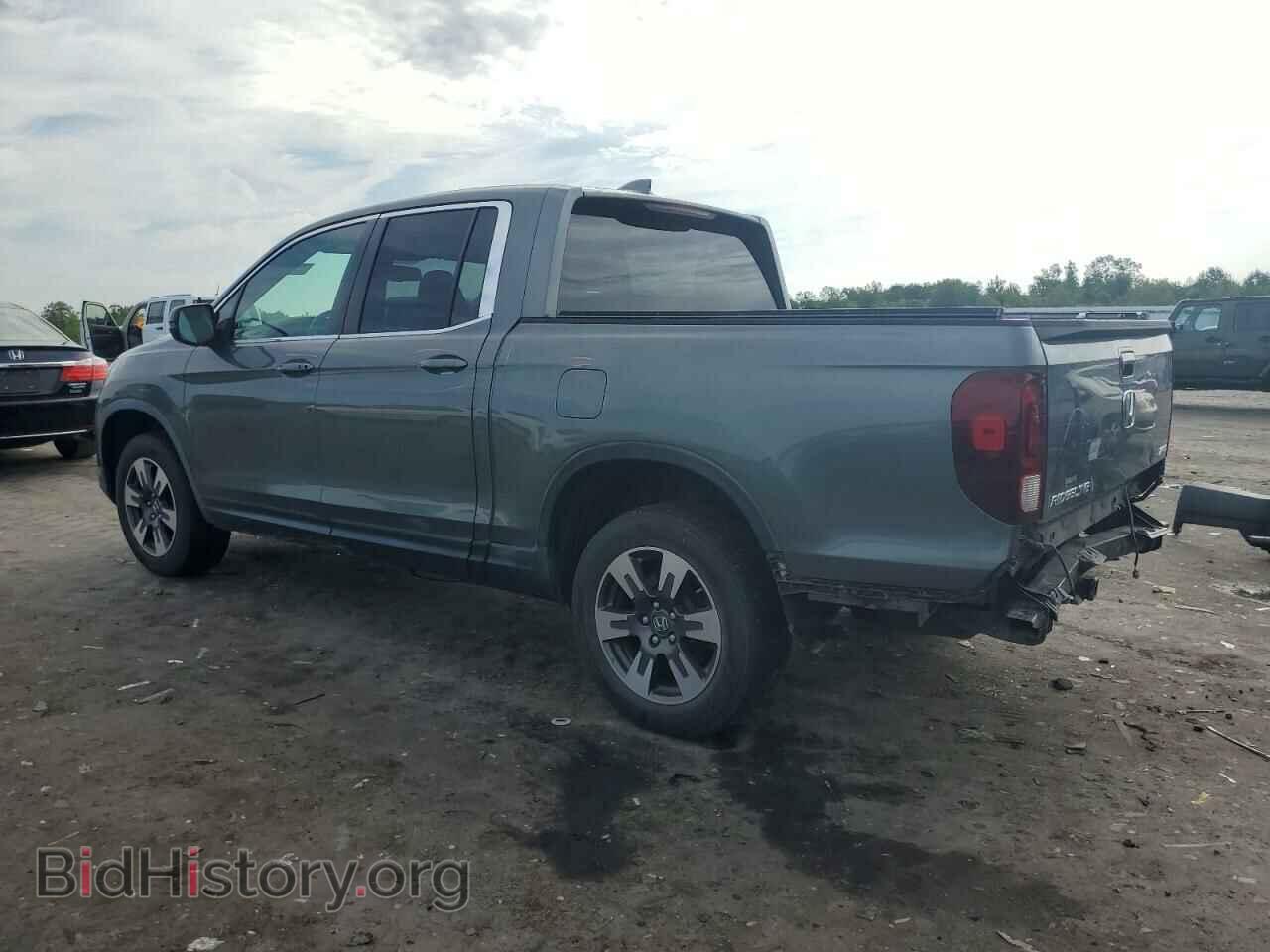 2017 HONDA RIDGELINE - VIN: 5FPYK3F6XHB023087 - Фото 2