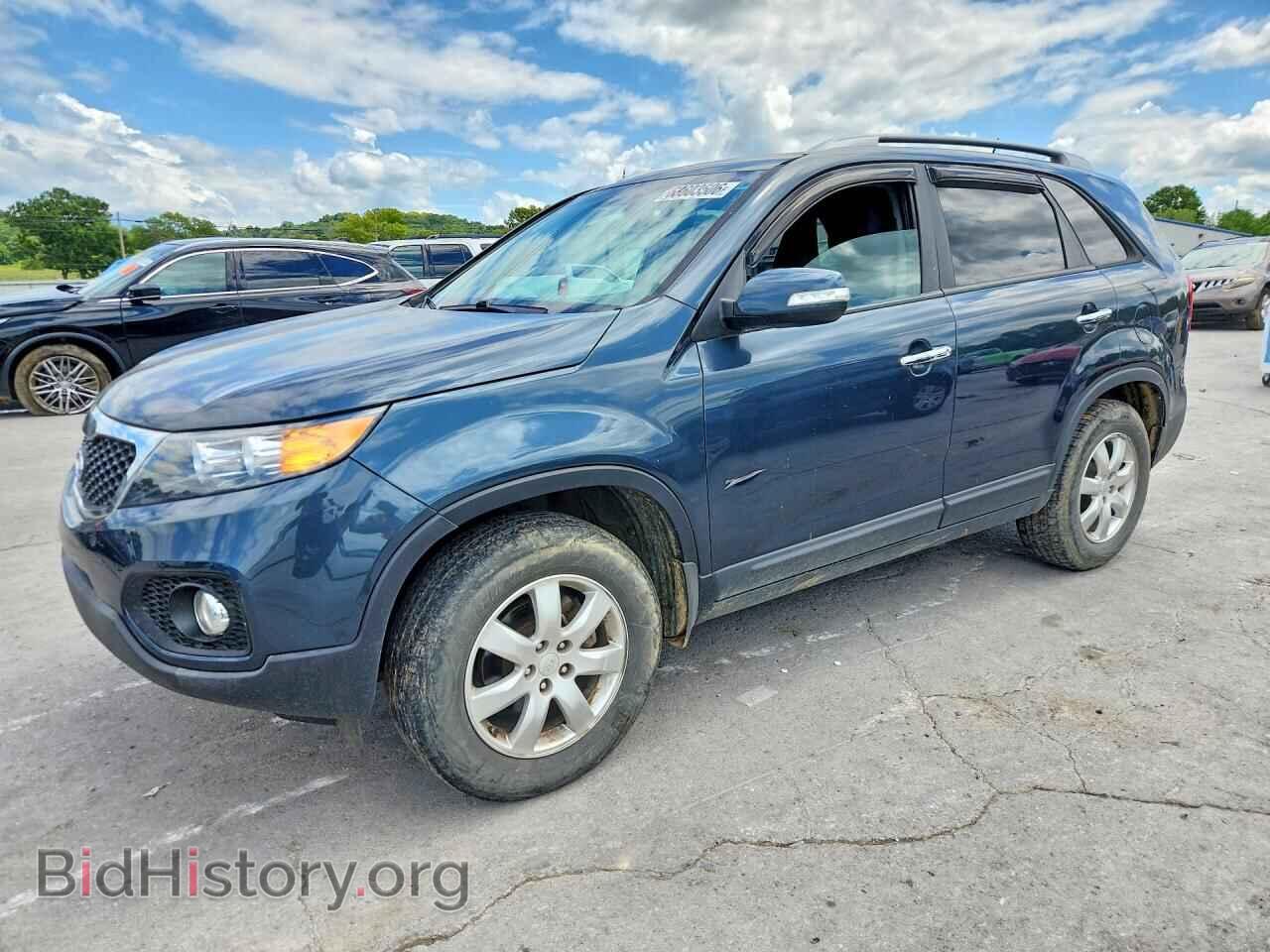 Photo 5XYKT3A17BG087207 - KIA SORENTO 2011