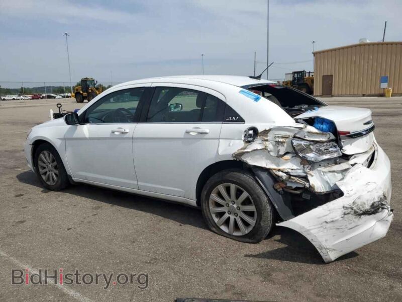 2012 Chrysler 200 (VIN 1C3CCBBB6CN137776) — фото 2 из 14
