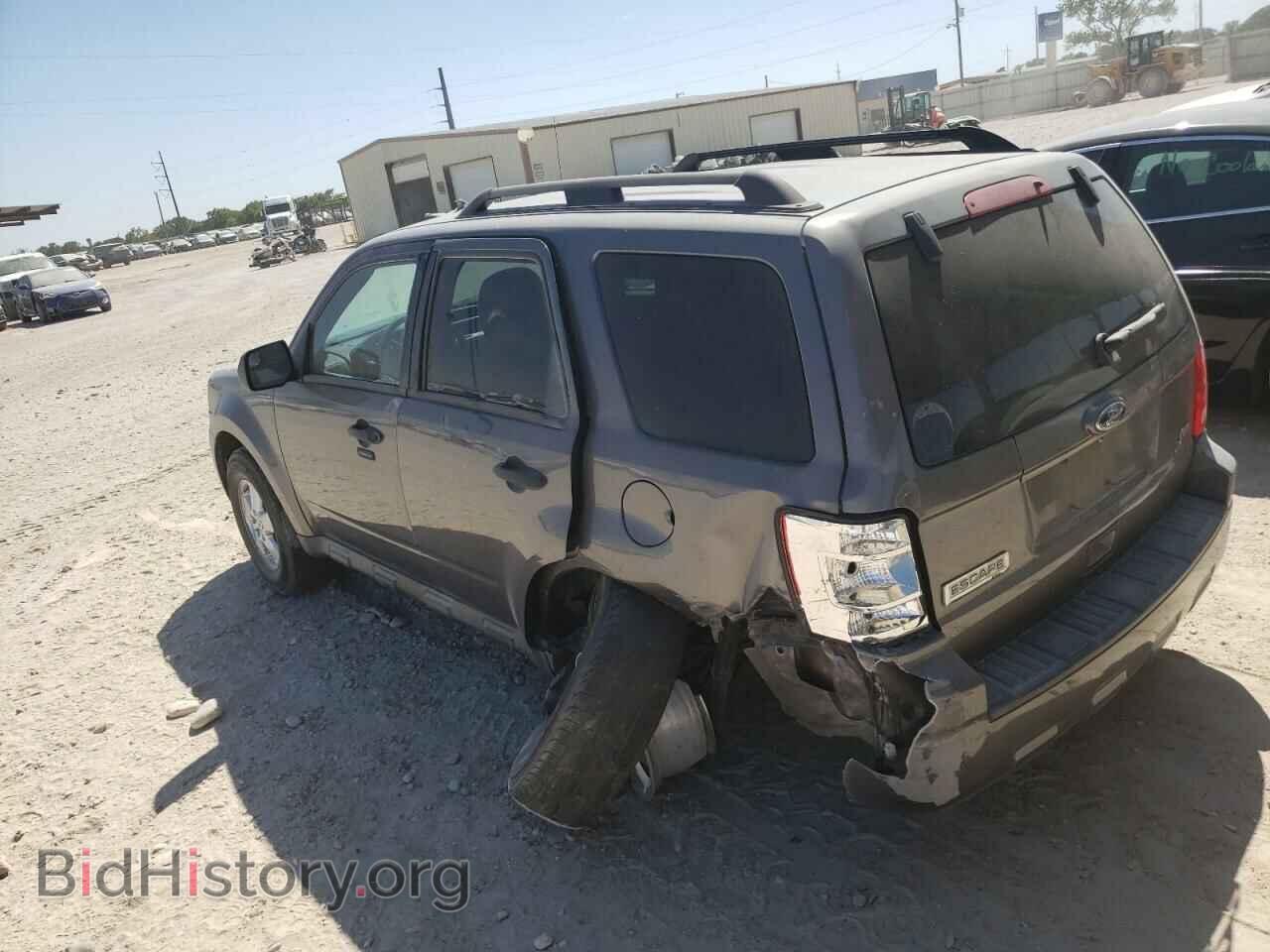 2011 FORD ESCAPE - VIN: 1FMCU0DGXBKA57768 - Фото 2