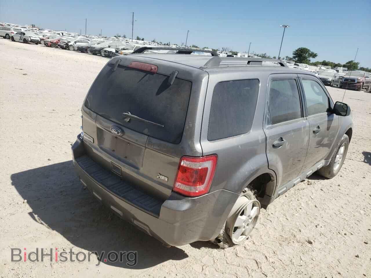 2011 FORD ESCAPE - VIN: 1FMCU0DGXBKA57768 - Фото 3