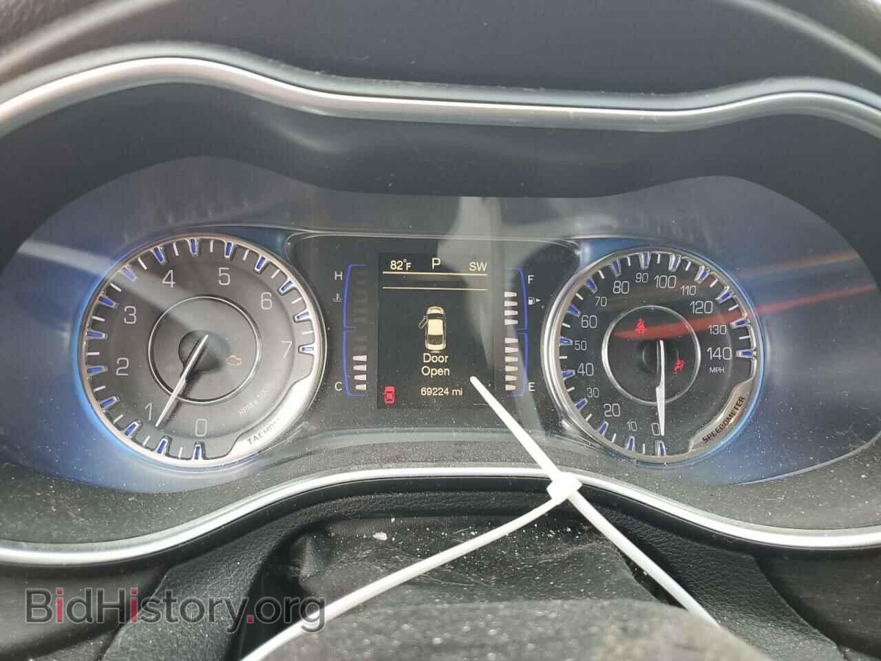 2016 CHRYSLER 200 - VIN: 1C3CCCAB7GN175918 - Фото 9