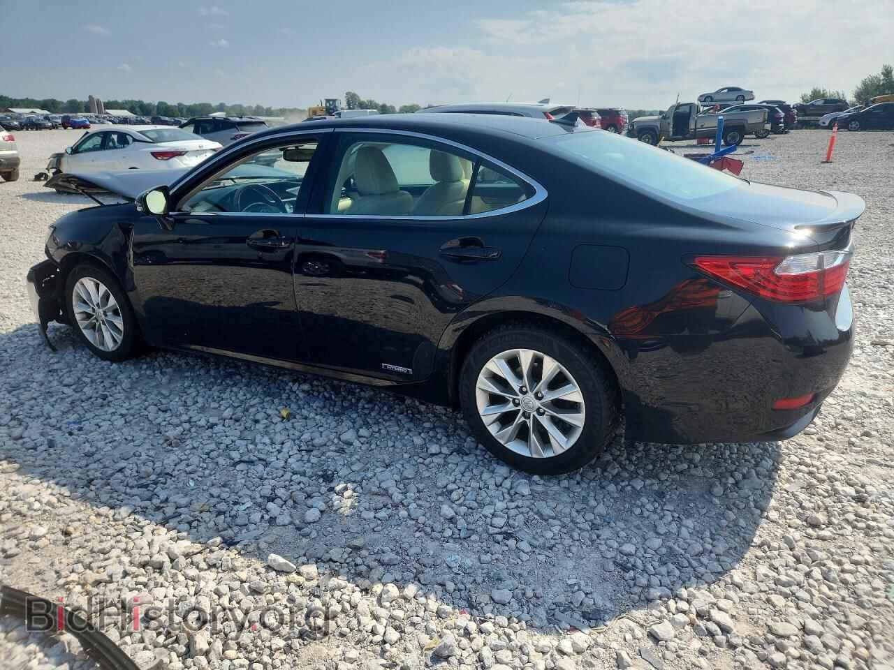 2014 LEXUS ES300 - VIN: JTHBW1GG2E2044852 - Photo 2