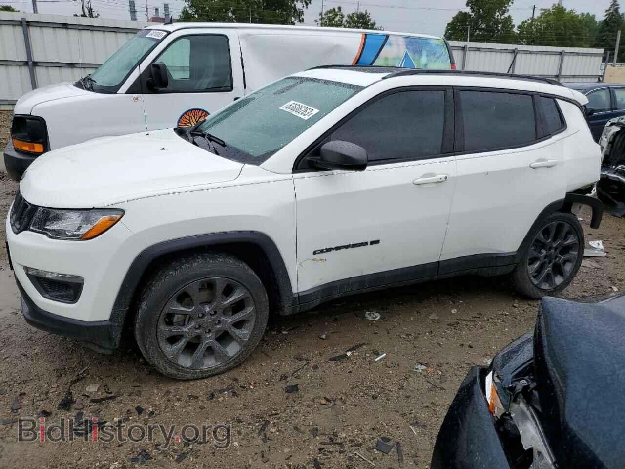 Photo 3C4NJDEB7MT556884 - JEEP COMPASS 2021