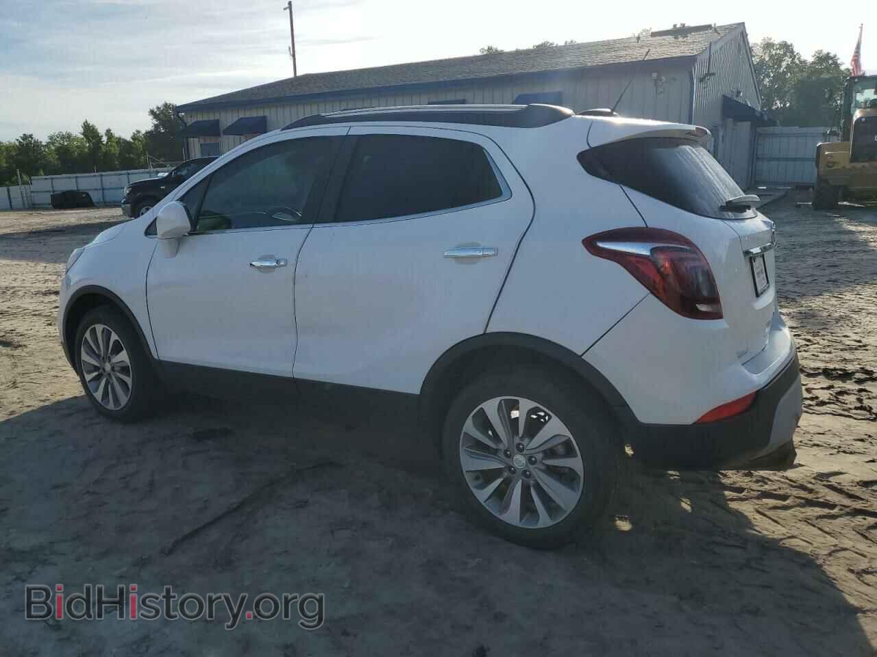 2020 BUICK ENCORE - VIN: KL4CJASB1LB055638 - Photo 2
