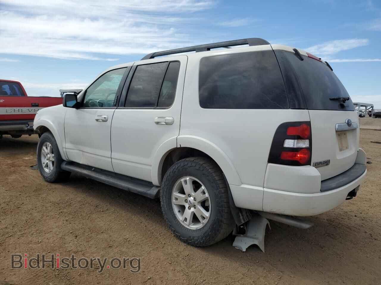 2009 FORD EXPLORER - VIN: 1FMEU73889UA38873 - Фото 2