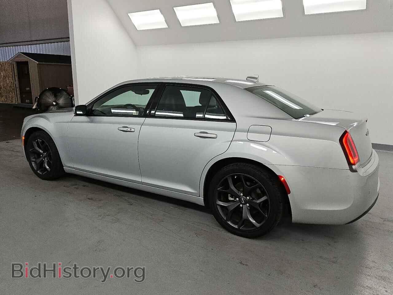 2023 CHRYSLER 300 - VIN: 2C3CCABG3PH633512 - Фото 2