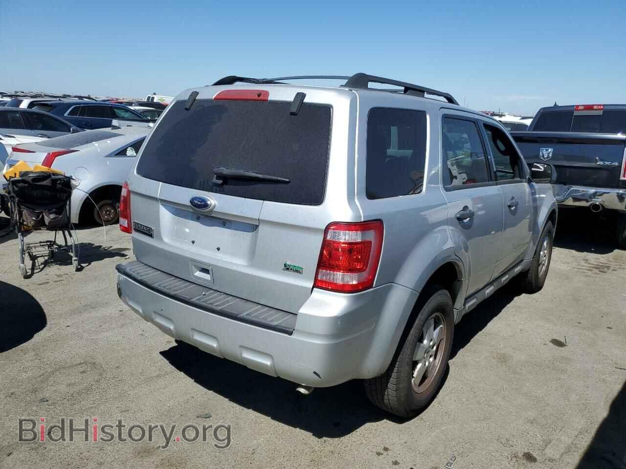 2011 FORD ESCAPE - VIN: 1FMCU9DG8BKA15037 - Photo 3