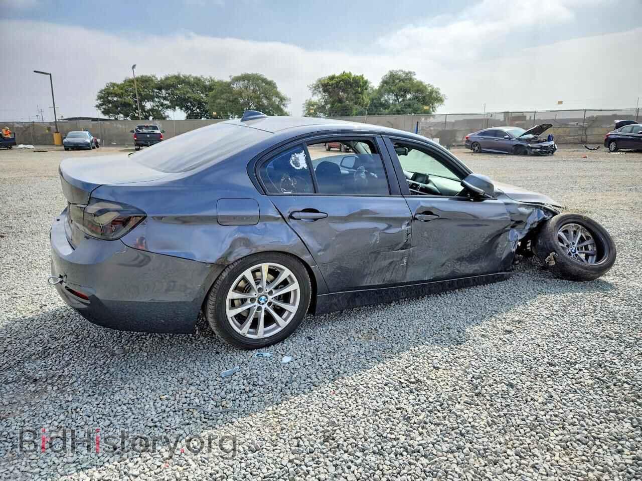 2018 BMW 3 SERIES - VIN: WBA8A9C50JAH12936 - Фото 3