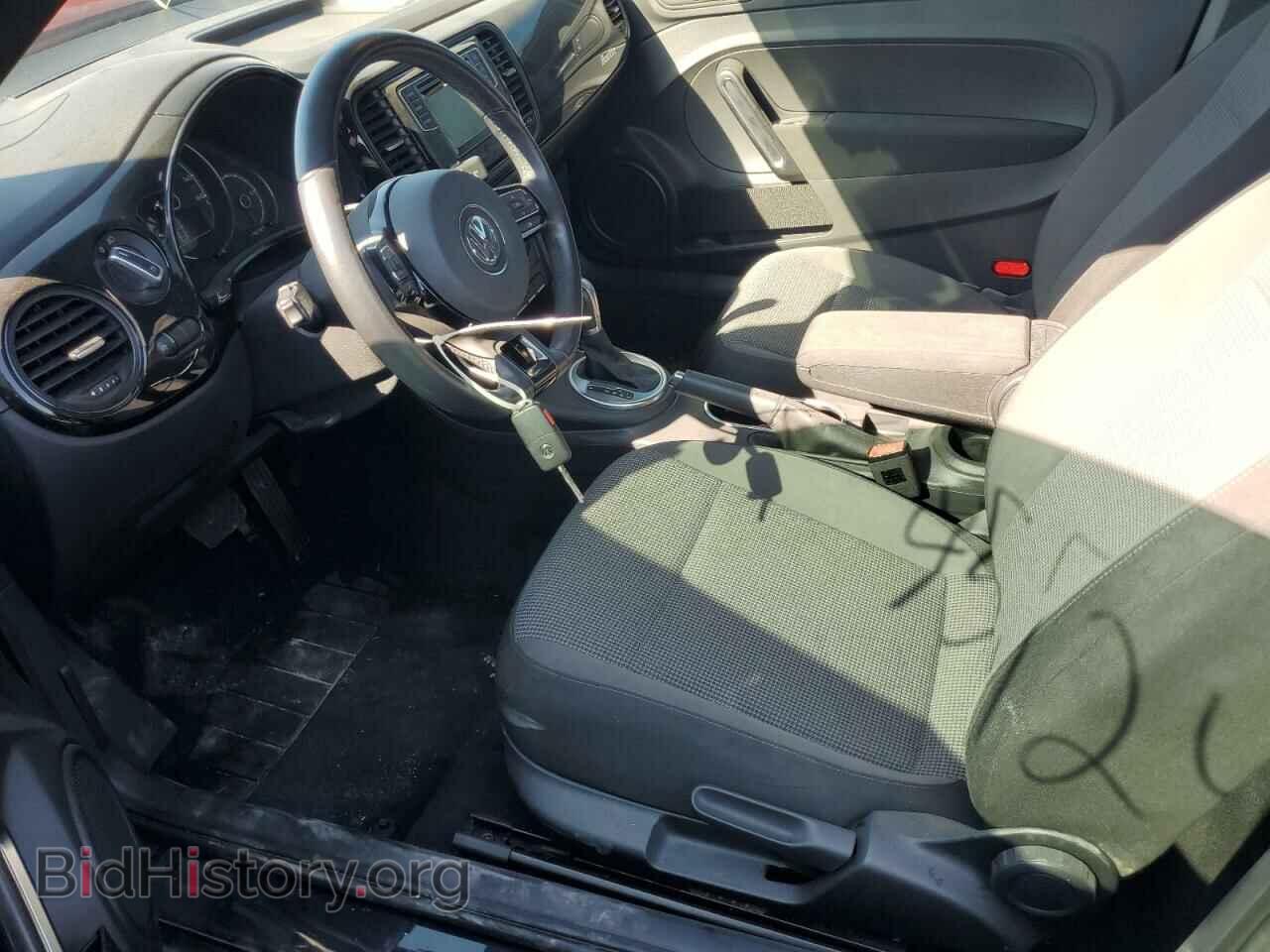 2019 VOLKSWAGEN BEETLE - VIN: 3VWFD7AT9KM718448 - Фото 7
