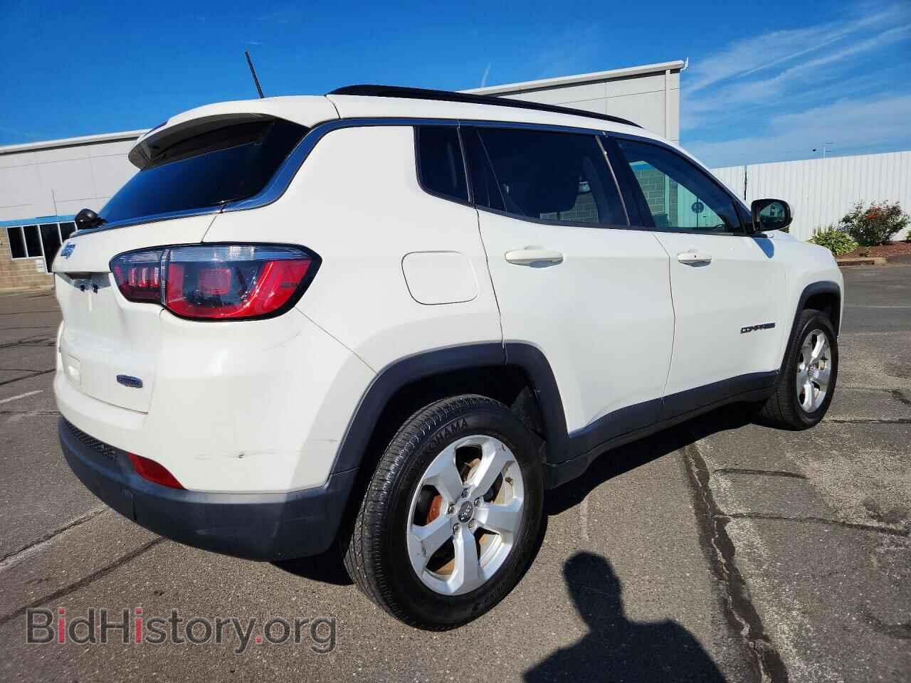 2019 JEEP COMPASS - VIN: 3C4NJDBB0KT847552 - Фото 3