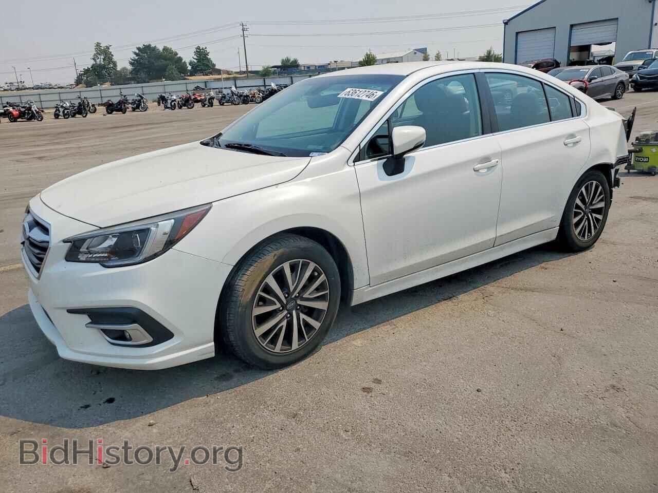 Photo 4S3BNAF61J3022410 - SUBARU LEGACY 2018