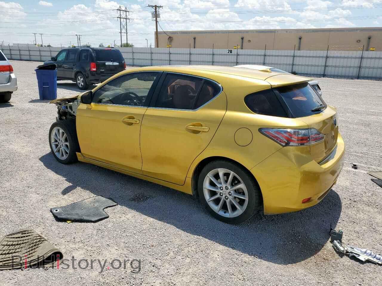 2011 LEXUS CT 200 - VIN: JTHKD5BH6B2006646 - Фото 2