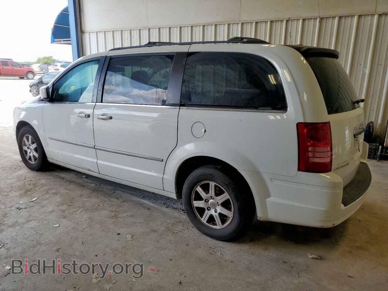 2010 CHRYSLER MINIVAN - VIN: 2A4RR5D19AR491280 - Фото 2